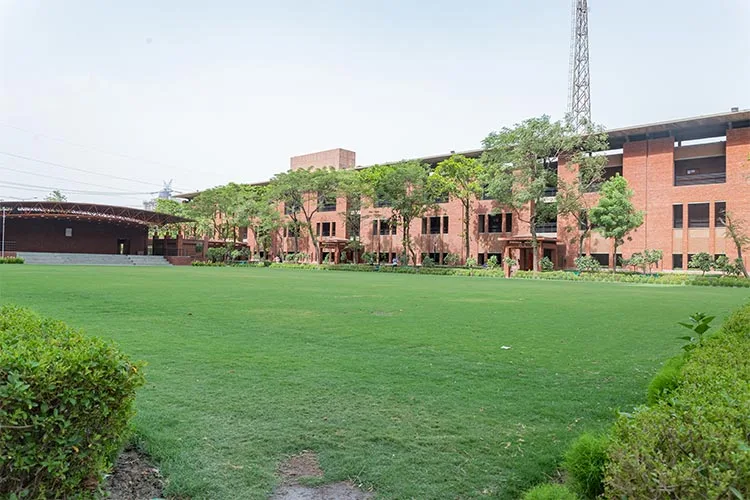 Best MBA College in Noida